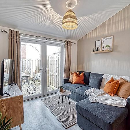 Guest Homes - Watledge House Apartment تِوْكيسبوري المظهر الخارجي الصورة