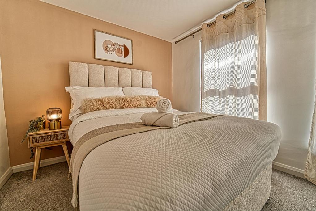 Guest Homes - Watledge House Apartment تِوْكيسبوري المظهر الخارجي الصورة